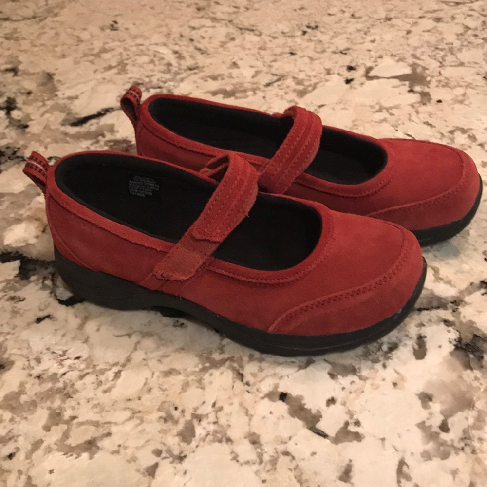 LLBean Suede Comfort Mac Mary Janes